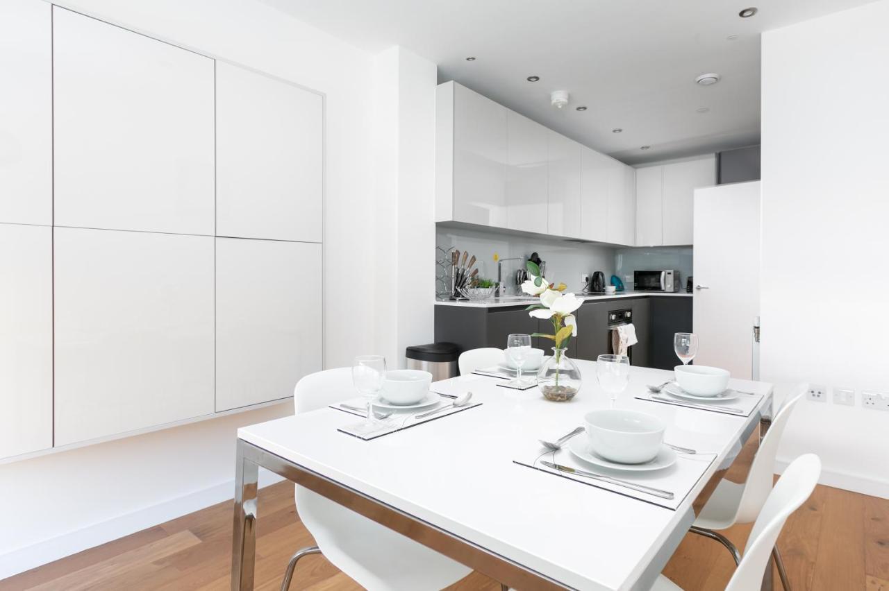 Skyvillion - Olympic View London Stratford Apartment Exterior foto