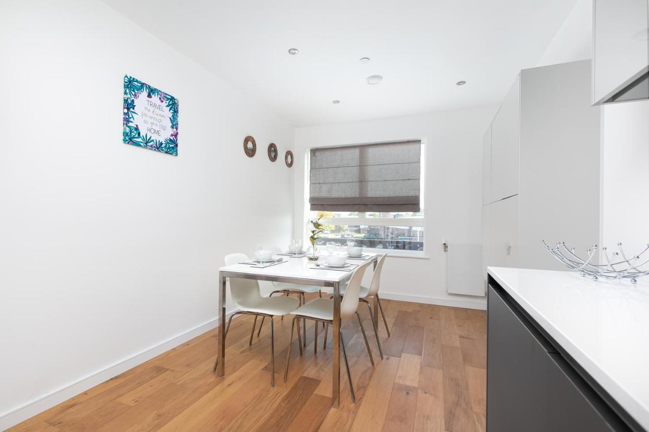 Skyvillion - Olympic View London Stratford Apartment Exterior foto
